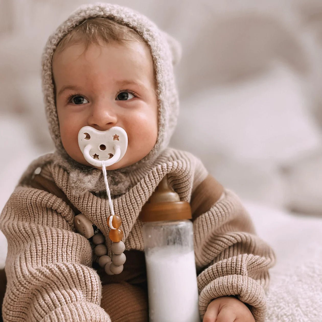 HEVEA NATURAL RUBBER PACIFIER ROUND 3-36 MONTHS TWO-PACK