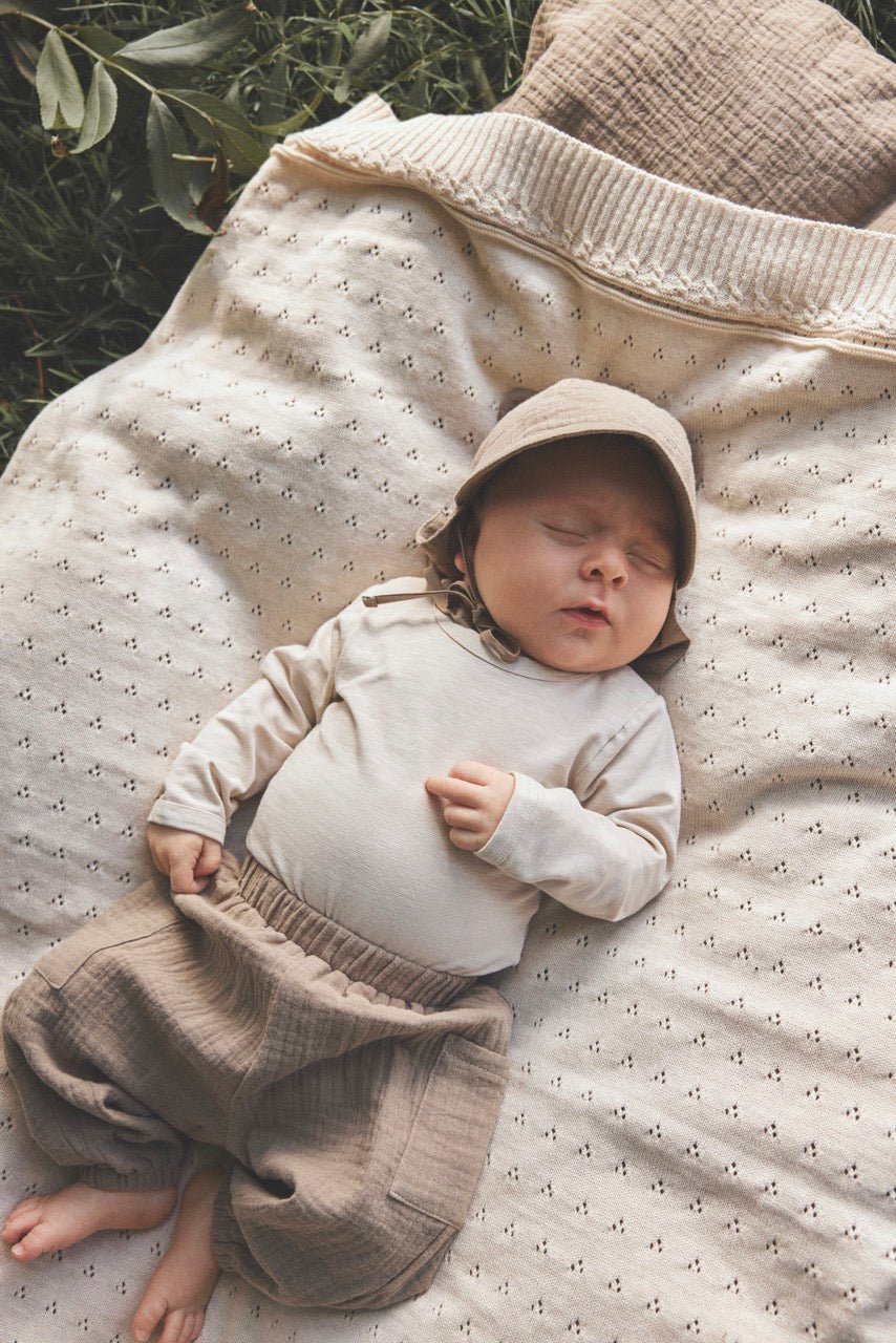 HUTTEliHUT - Summerhat Ears Muslin Silver Sage-460185_9510 - Lille Univers