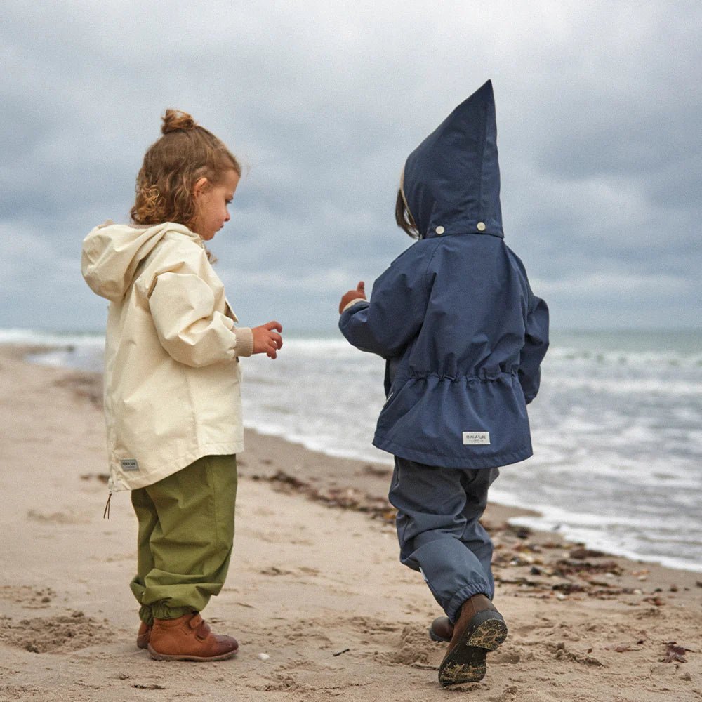 MINI A TURE MATBABYVITO SPRING ANORAK. GRS White swan