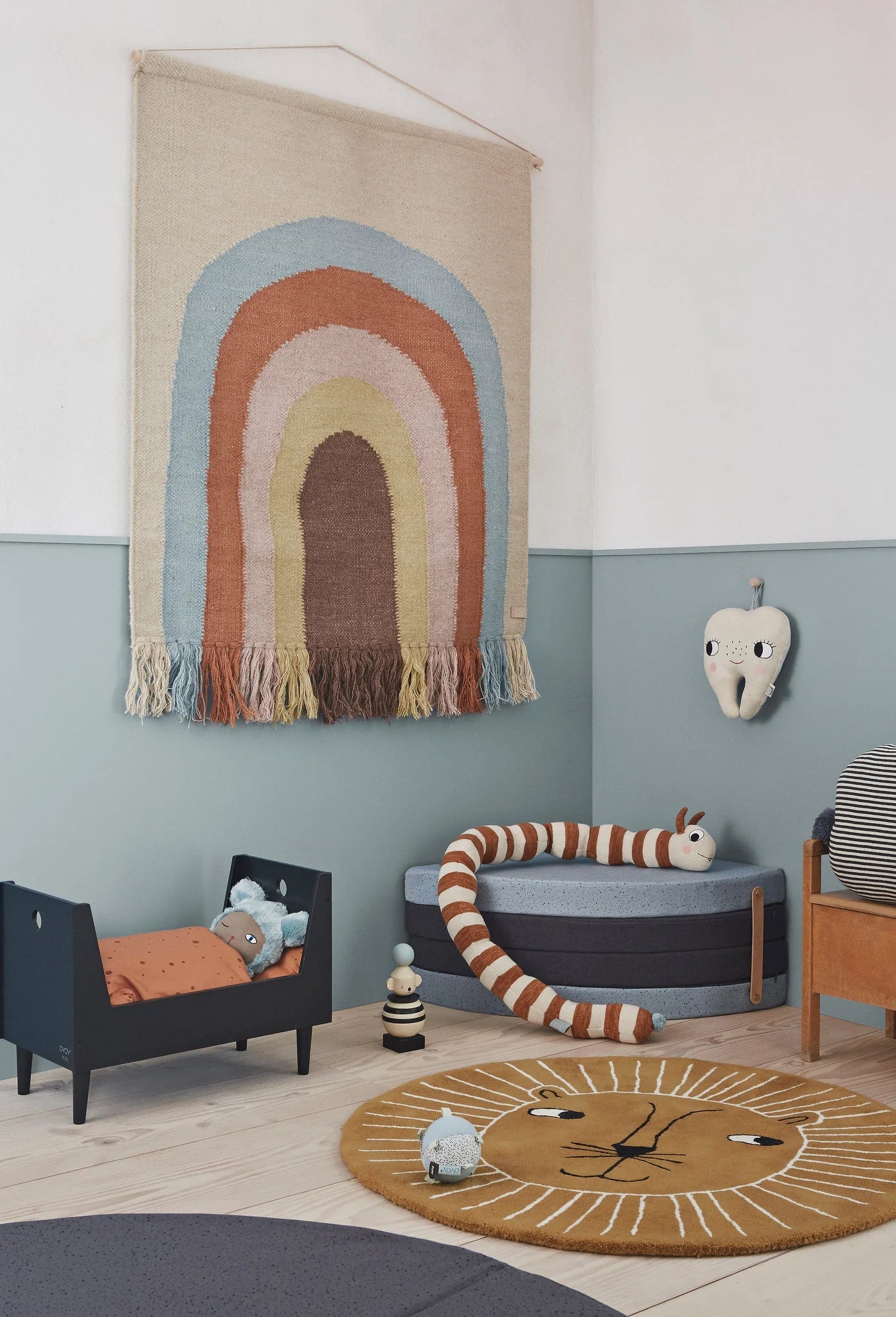 OYOY MINI Follow The Rainbow Wall Rug - Multi