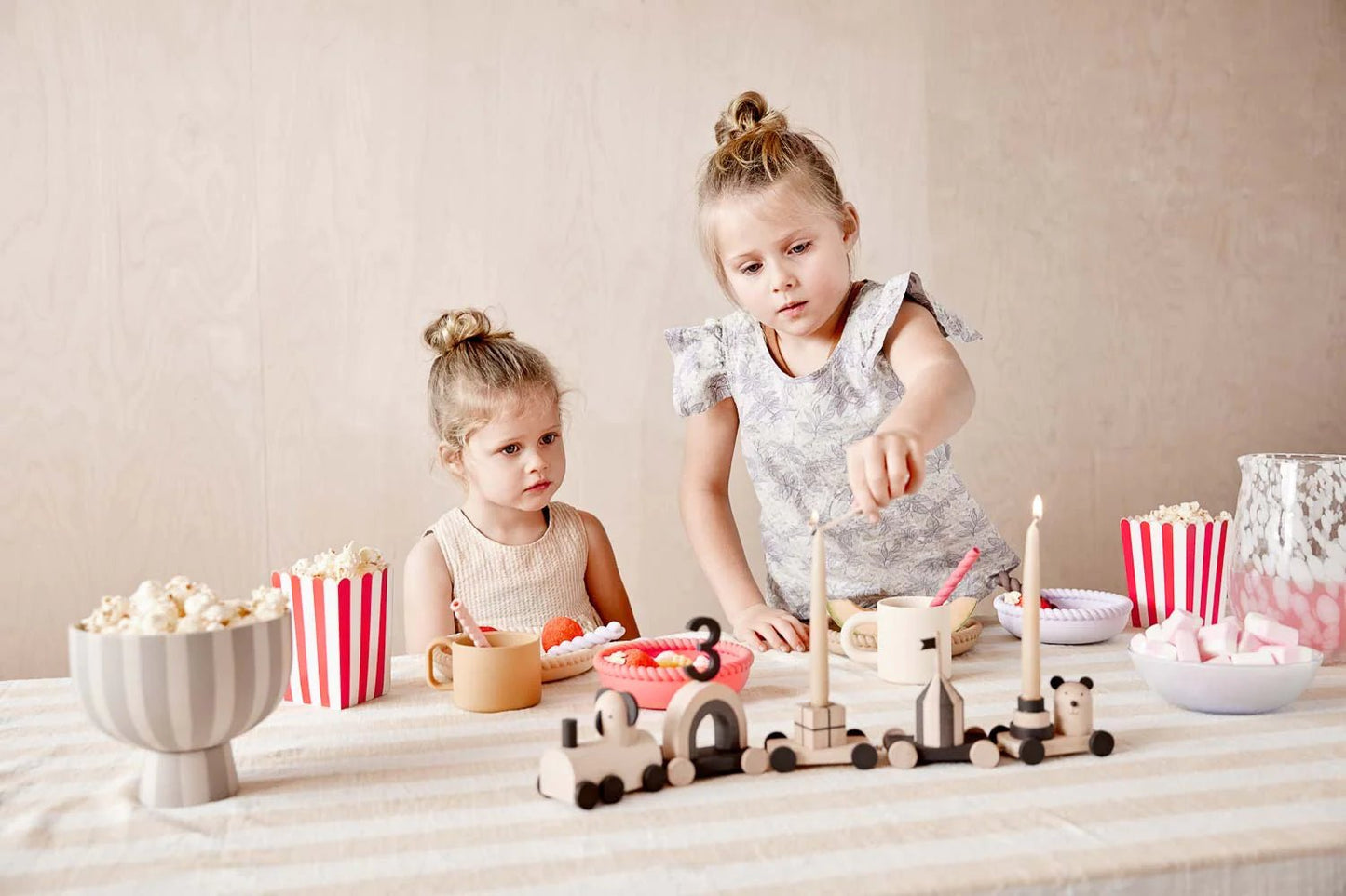 OYOY MINI Otti Birthday Train – Wooden Celebration Train