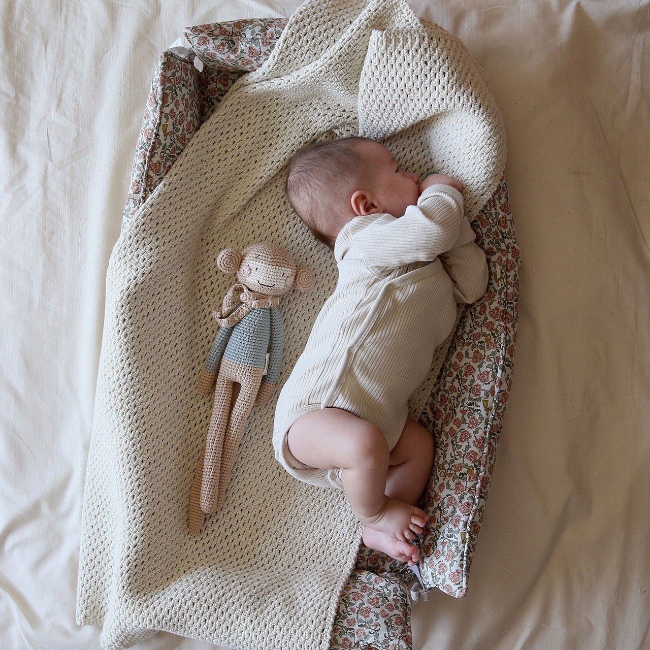 Patti OSLO Monkey | beige large Organic Soft Toys-P1042-CT-MNY-BEG - Lille Univers