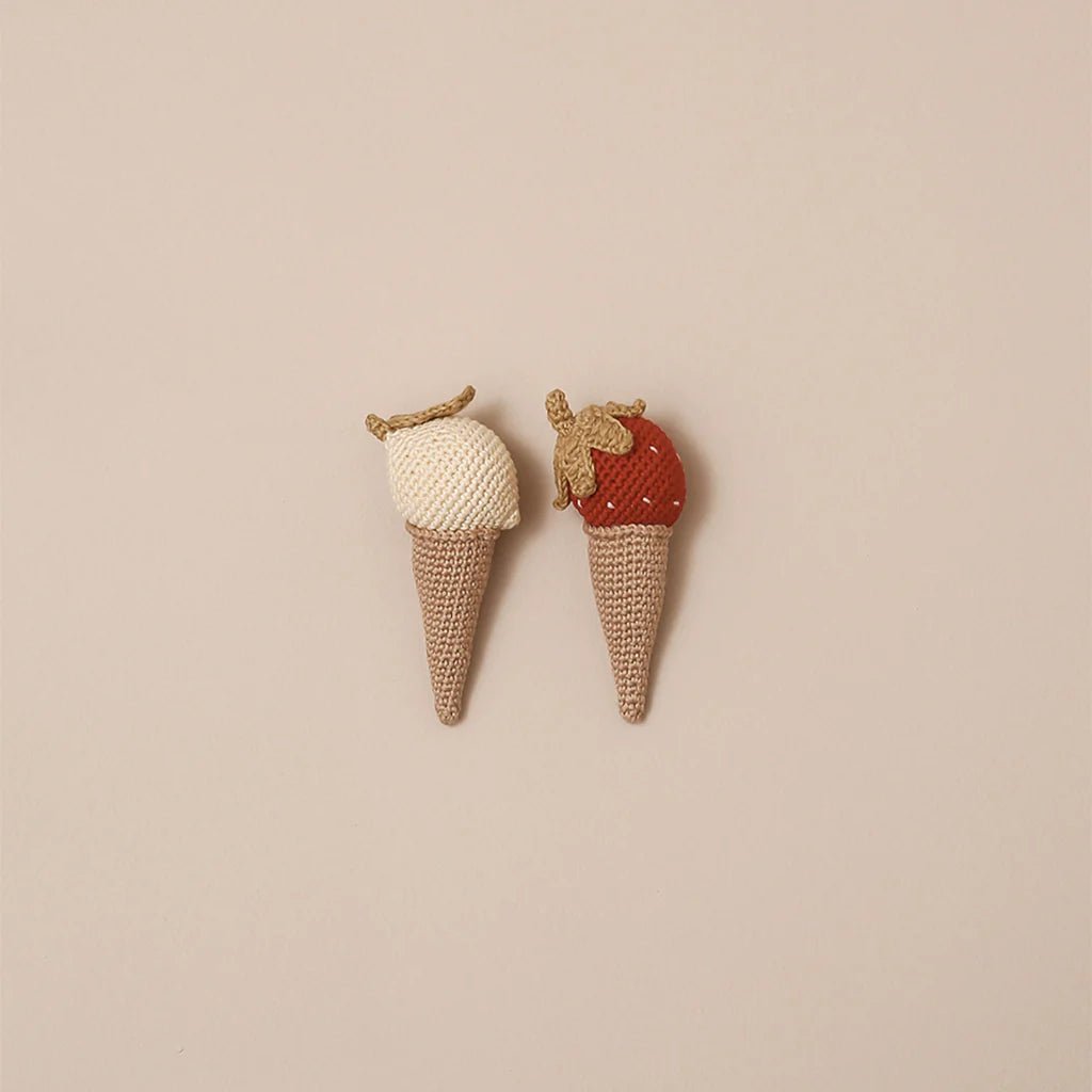 Patti OSLO Strawberry Ice Cream Rattle-P1089 - Lille Univers