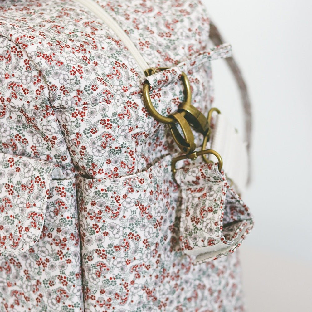 That‘s mine Benne nursing bag – Bouquet rouge-033145 - Lille Univers