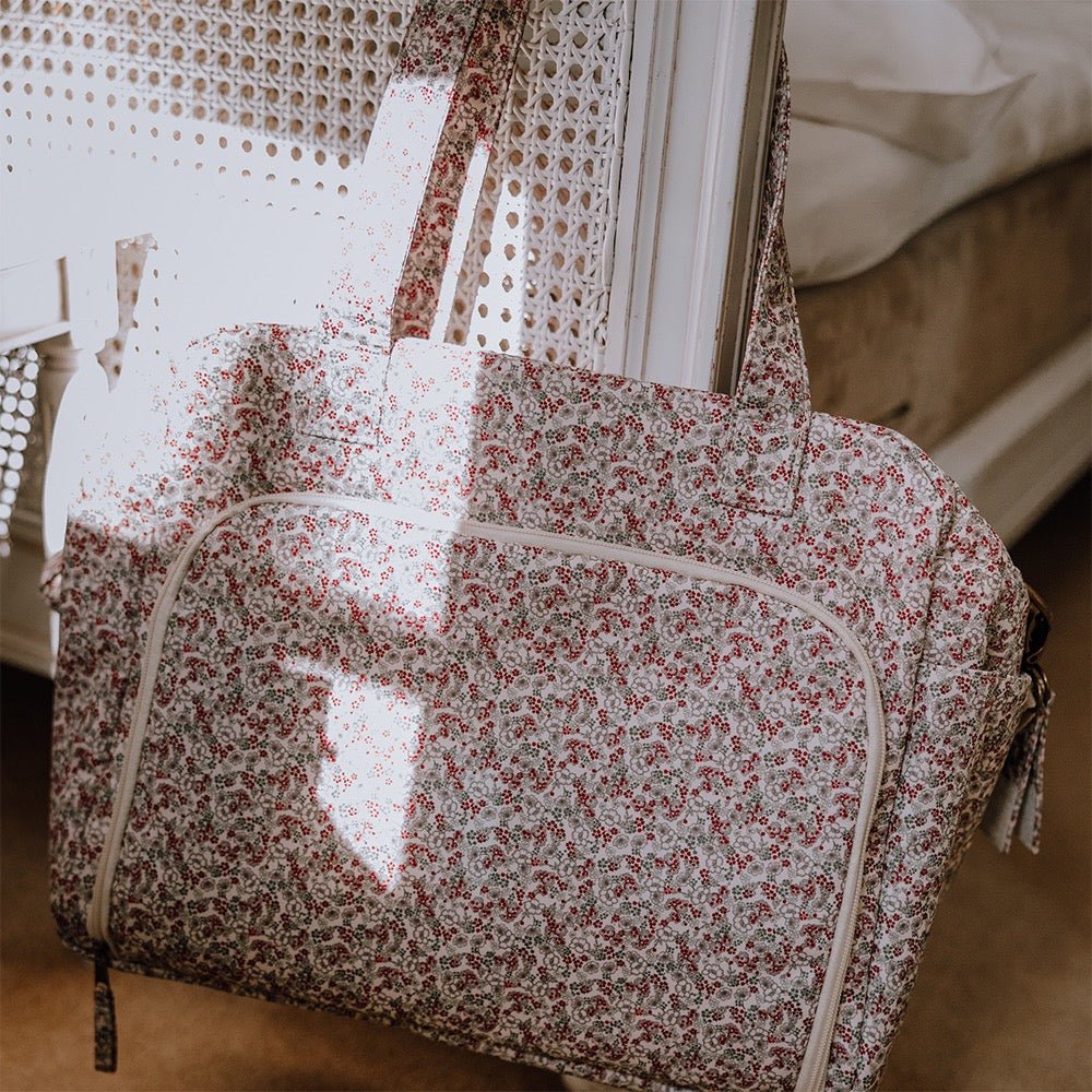 That‘s mine Benne nursing bag – Bouquet rouge-033145 - Lille Univers