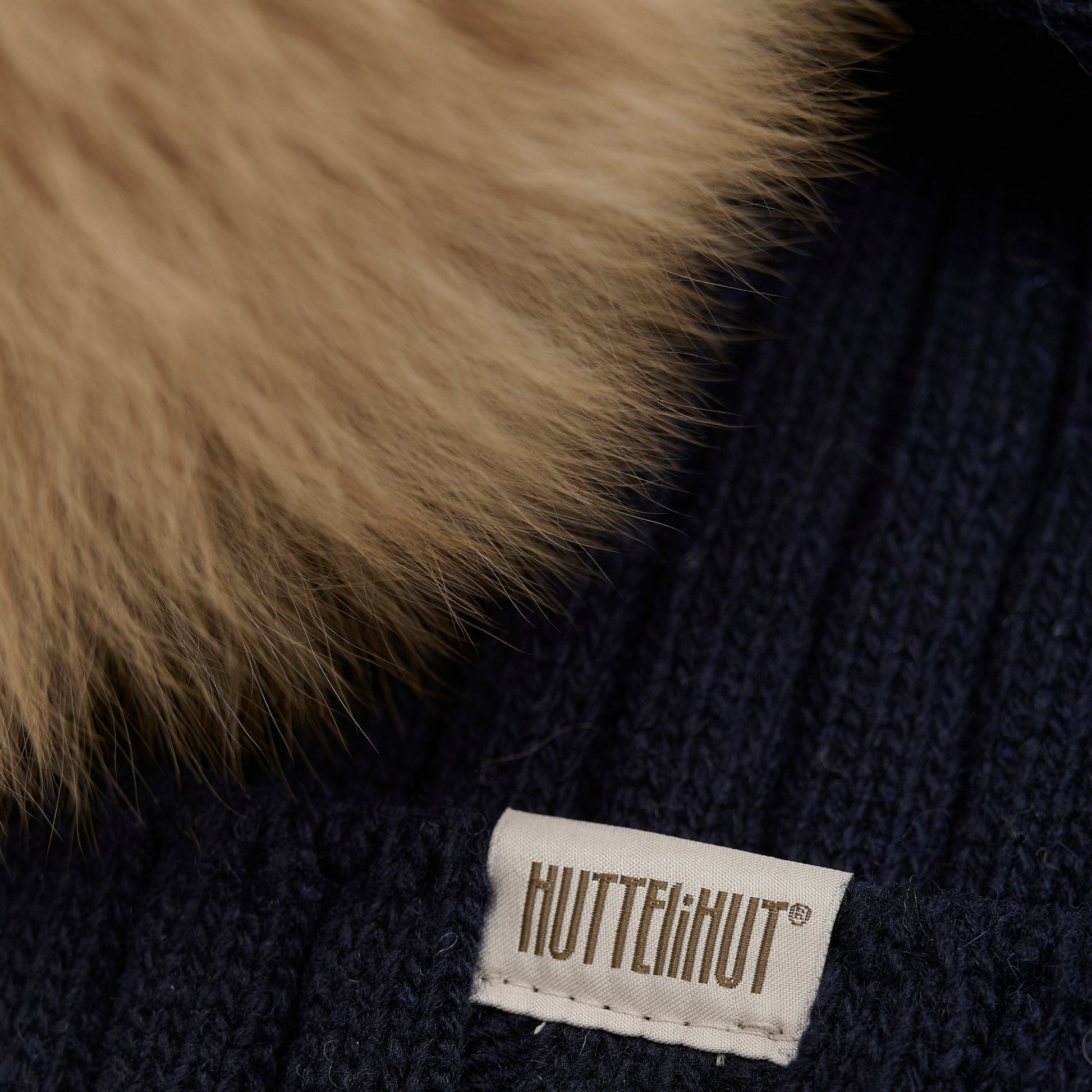 HUTTEliHUT - Hat Knit W. Alpaca Pompom - 460218 - Lille Univers