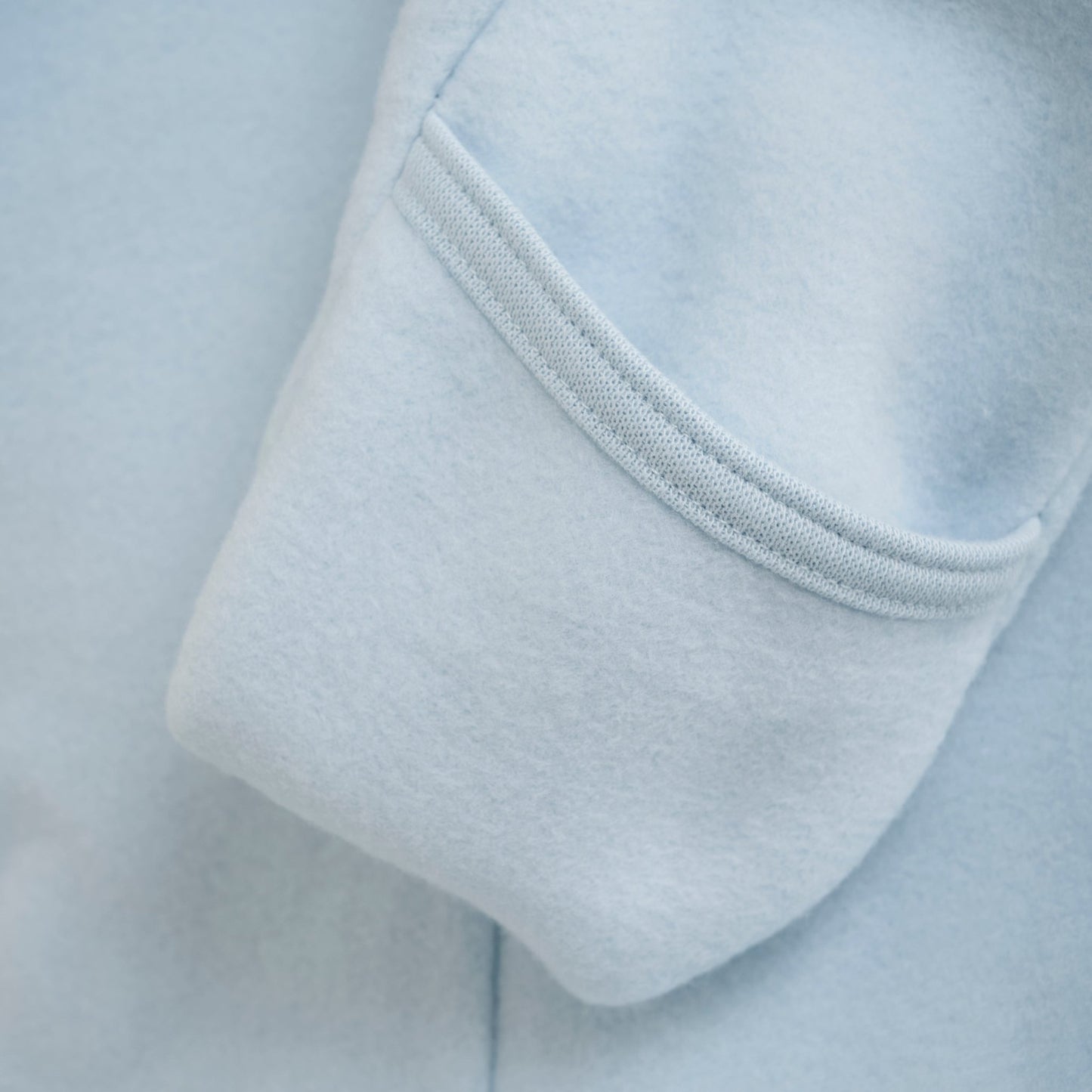 HUTTEliHUT - Pram Suit Ears Cot. Fleece (M) Color: 7155 Celestial Blue-480355_7155 - Lille Univers